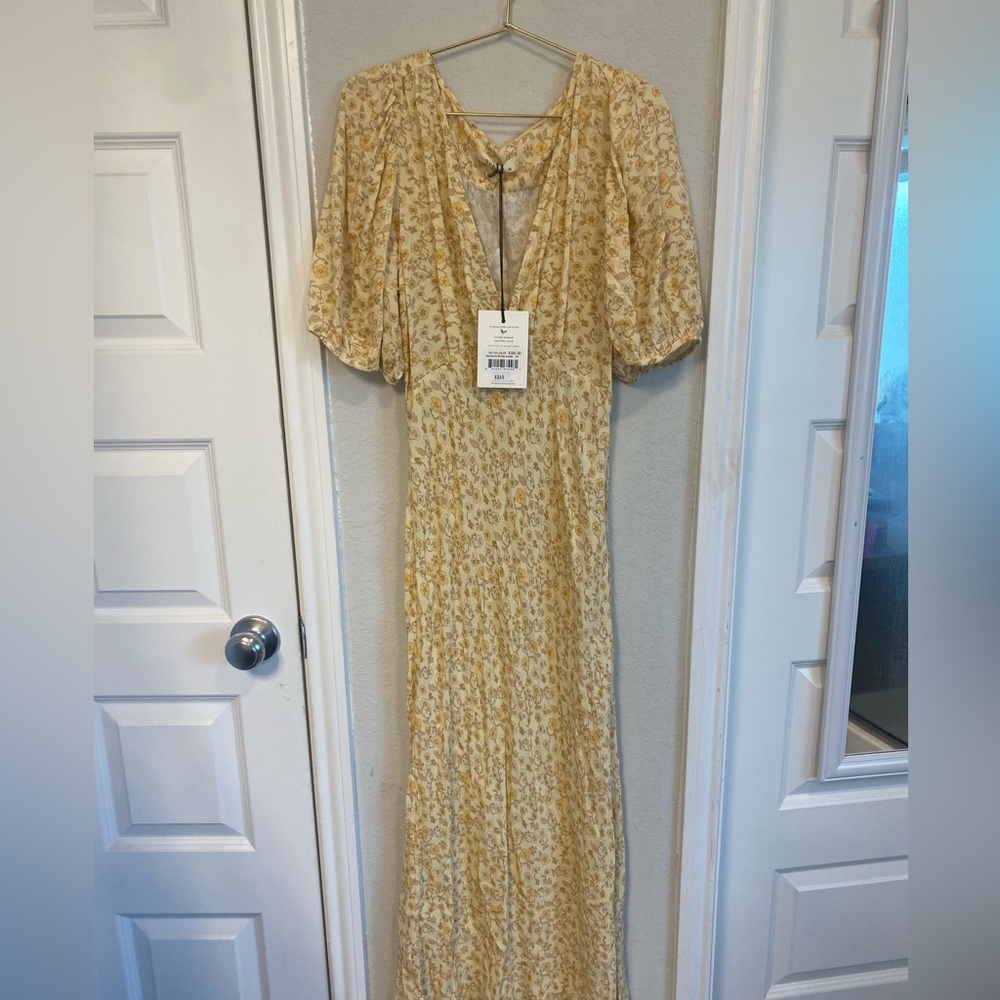 NWT Spell and the Gypsy Midi Dress